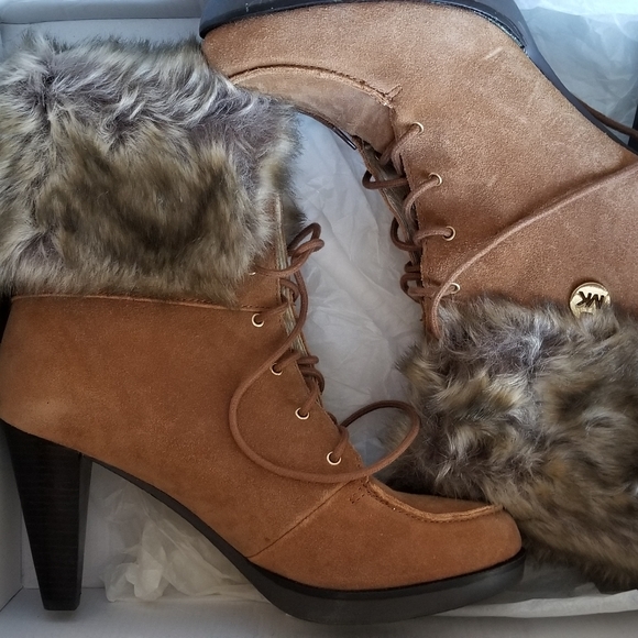NWT Michael Kors Suede Boots with Faux Fur Trim - Picture 7 of 11